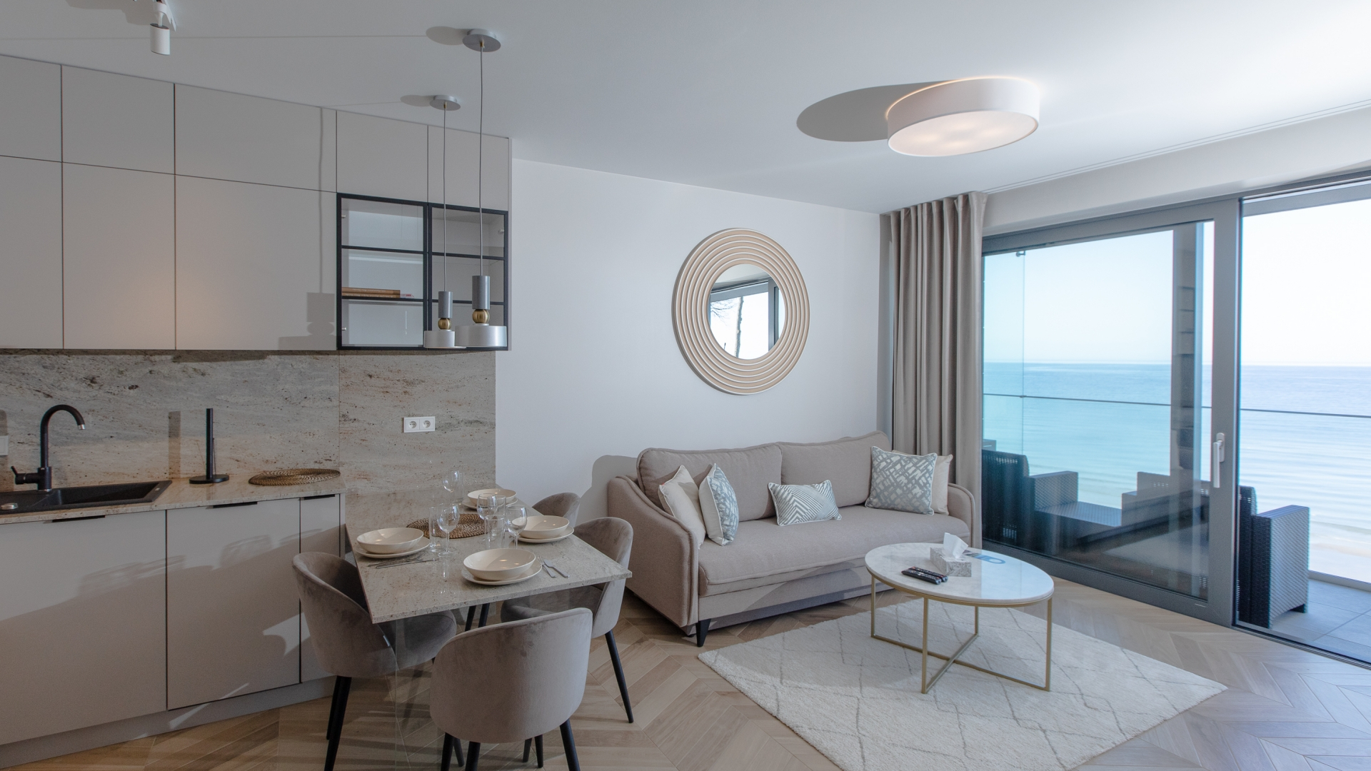 apartament z widokiem na morze